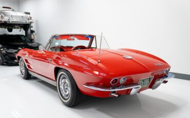 Chevrolet-Corvette-1963-Red-Red-18