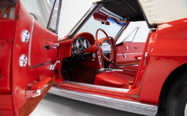 Chevrolet-Corvette-1963-Red-Red-23