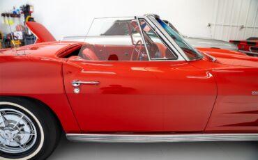 Chevrolet-Corvette-1963-Red-Red-30