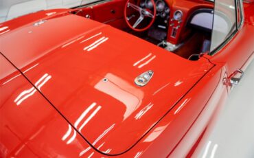 Chevrolet-Corvette-1963-Red-Red-35