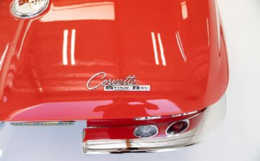 Chevrolet-Corvette-1963-Red-Red-36