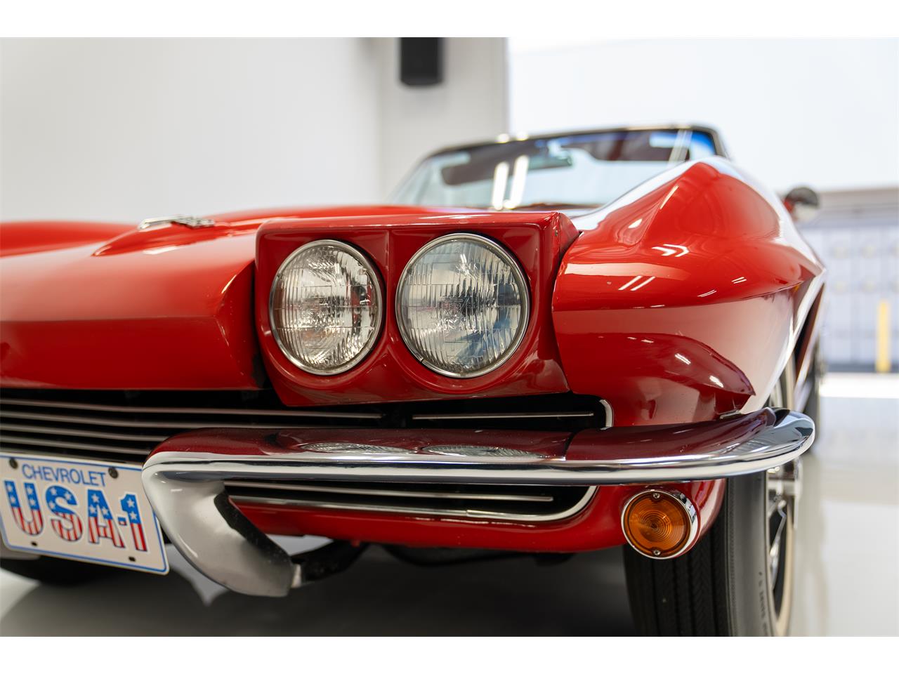 Chevrolet-Corvette-1963-Red-Red-38