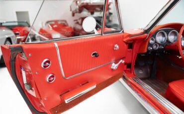Chevrolet-Corvette-1963-Red-Red-44