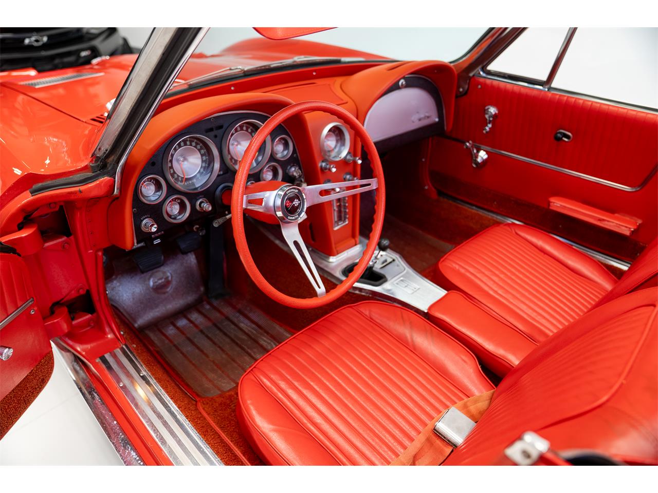 Chevrolet-Corvette-1963-Red-Red-45