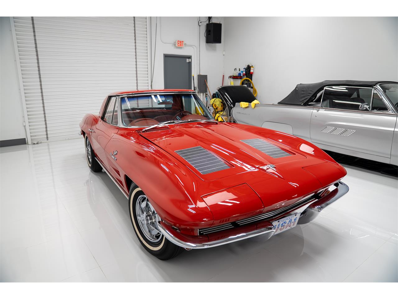 Chevrolet-Corvette-1963-Red-Red-7