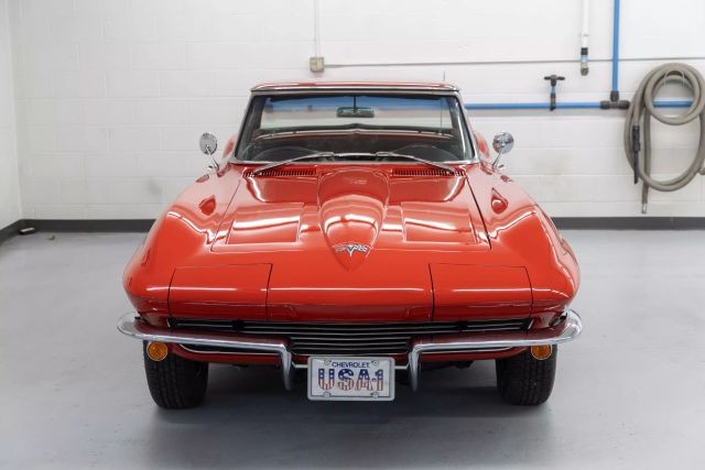 Chevrolet-Corvette-1964-Convertible-1