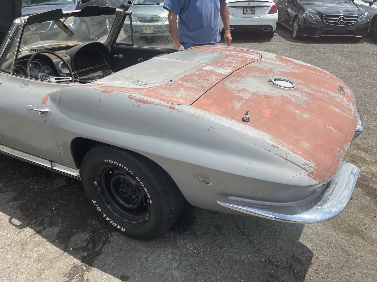 Chevrolet-Corvette-1964-Convertible-10