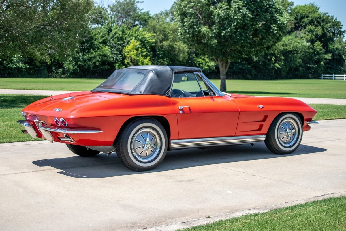 Chevrolet-Corvette-1964-Convertible-11