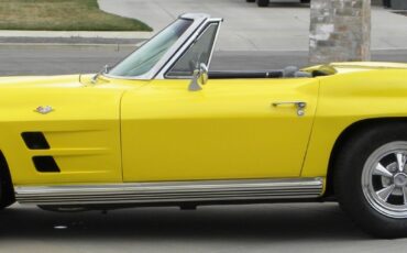 Chevrolet-Corvette-1964-Convertible-13