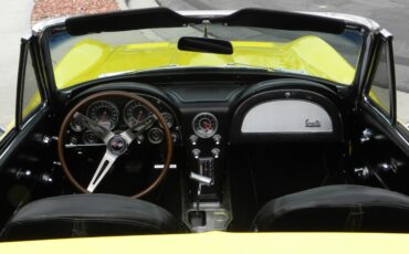 Chevrolet-Corvette-1964-Convertible-16
