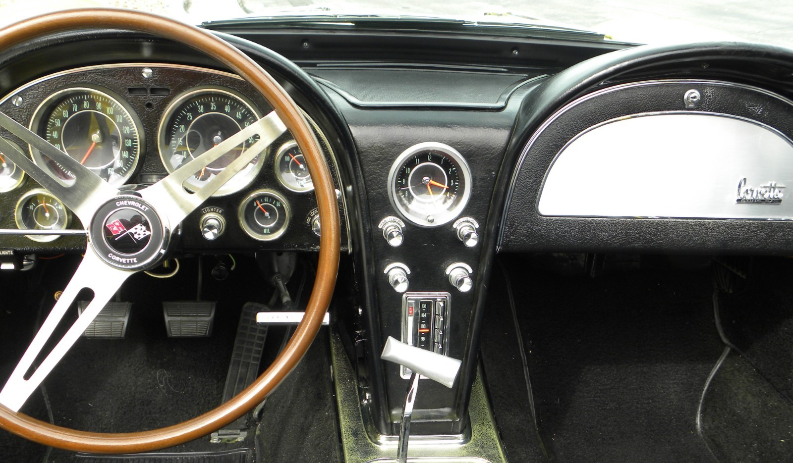 Chevrolet-Corvette-1964-Convertible-30