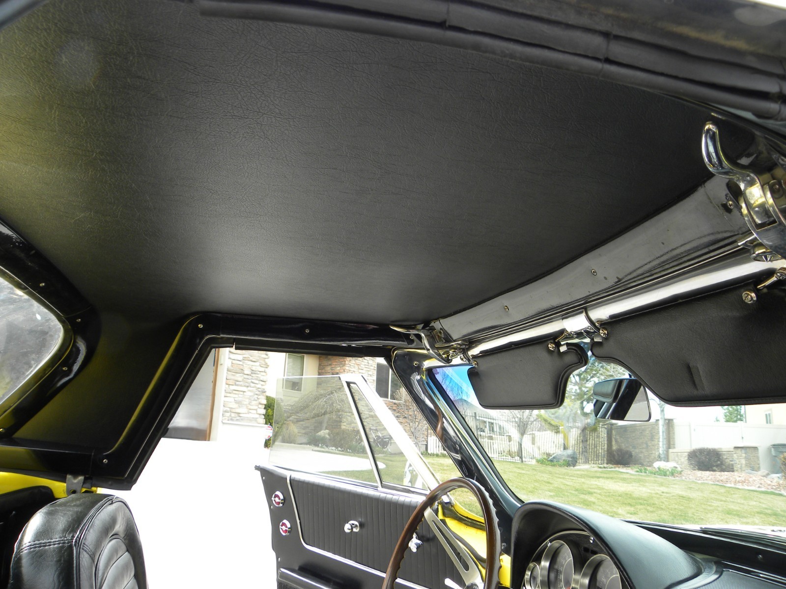 Chevrolet-Corvette-1964-Convertible-33