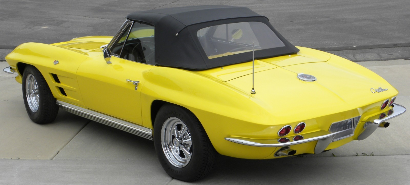 Chevrolet-Corvette-1964-Convertible-7