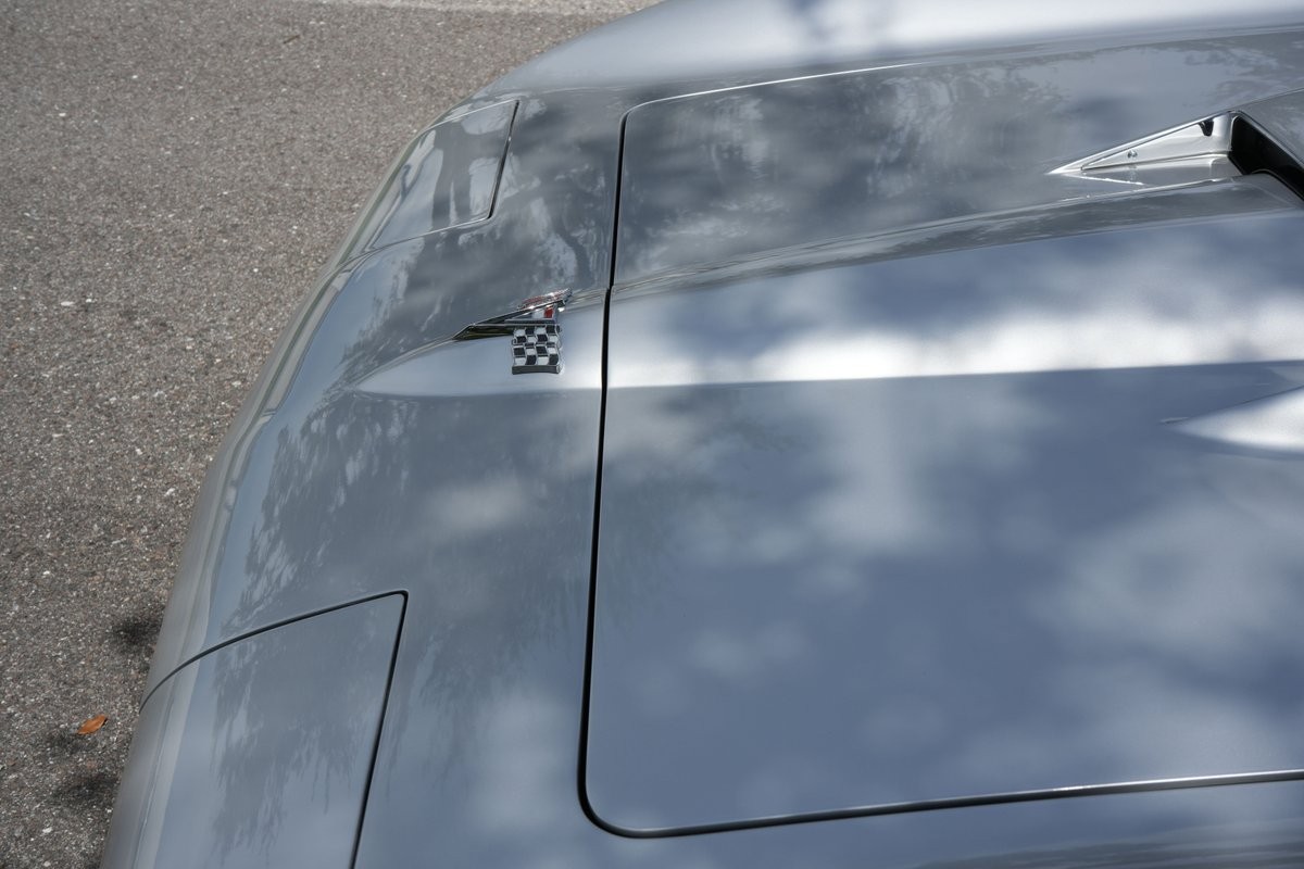Chevrolet-Corvette-1964-Coupe-22