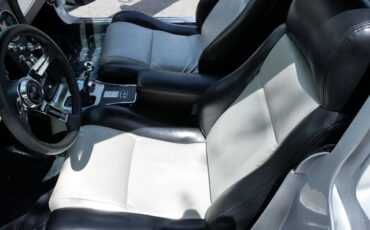 Chevrolet-Corvette-1964-Coupe-24