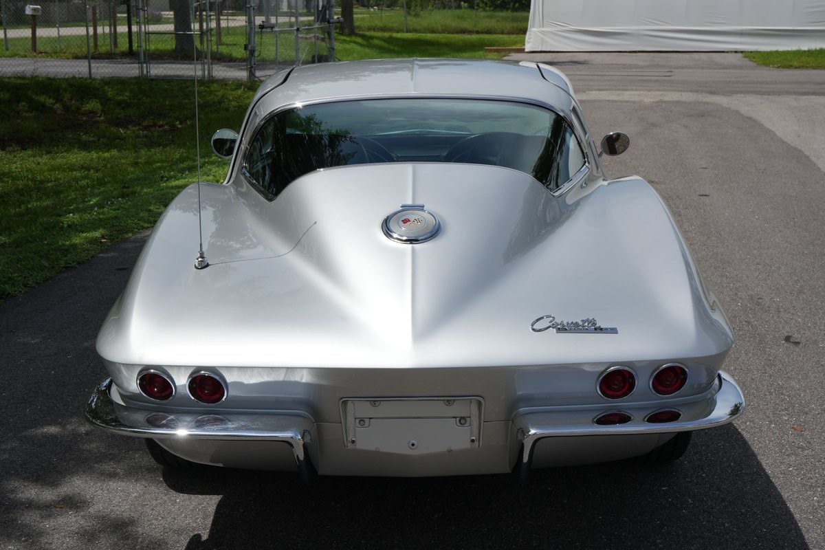 Chevrolet-Corvette-1964-Coupe-5