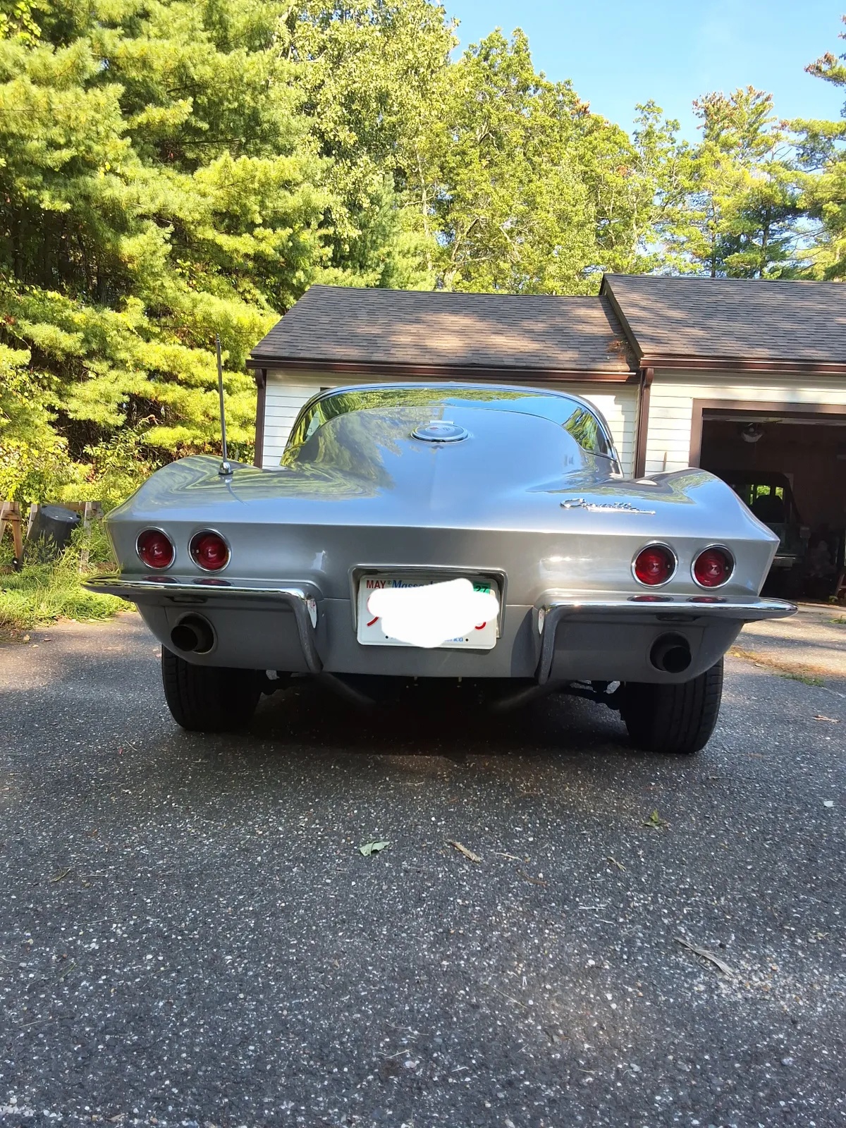 Chevrolet-Corvette-1964-Silver-Black-3