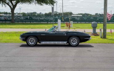 Chevrolet-Corvette-1965-2-Door-1