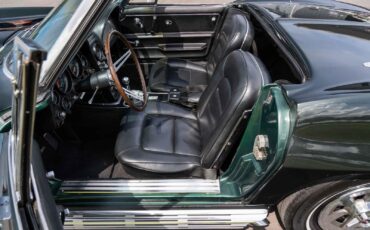Chevrolet-Corvette-1965-2-Door-10