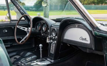 Chevrolet-Corvette-1965-2-Door-11