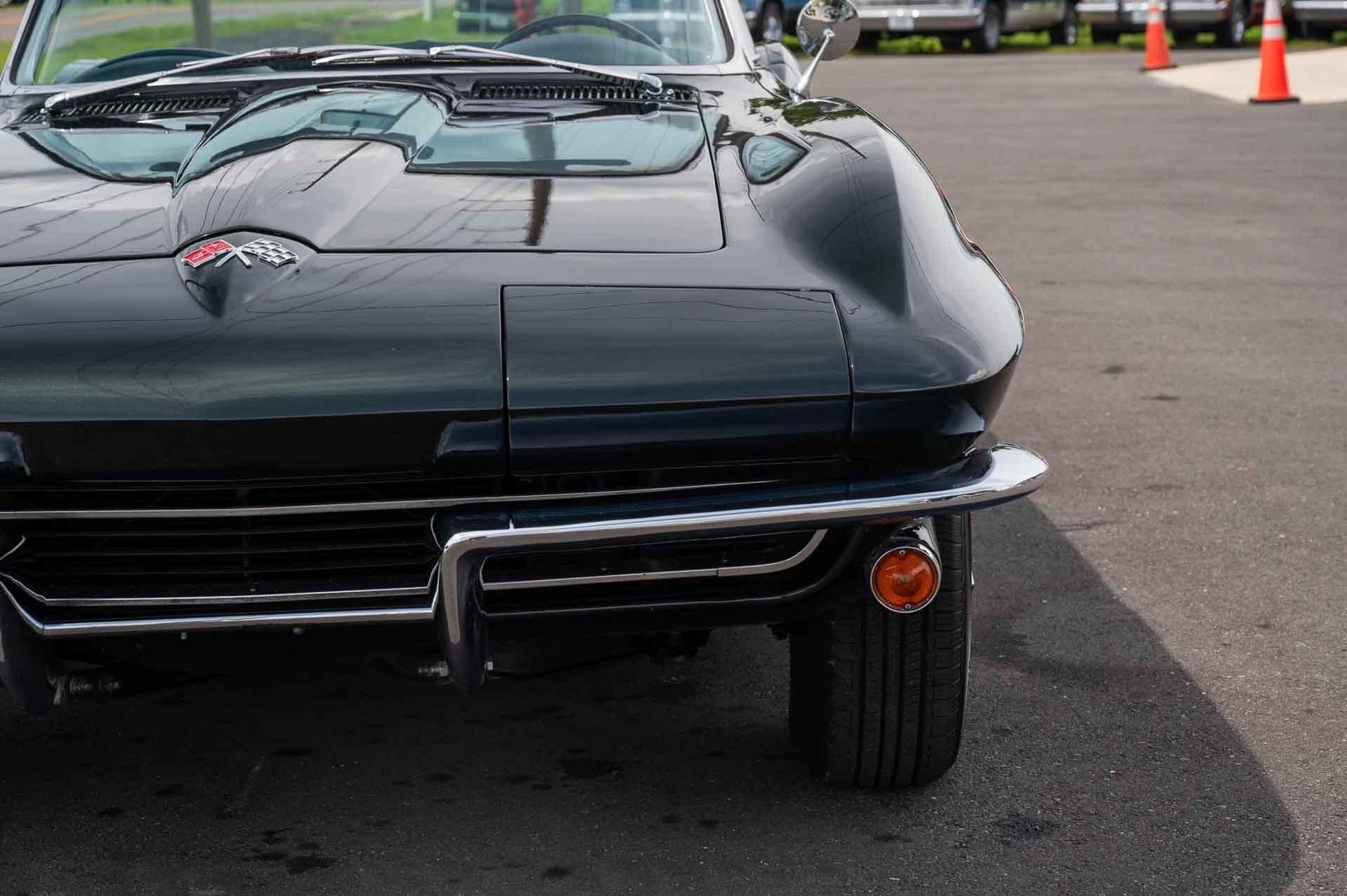 Chevrolet-Corvette-1965-2-Door-29