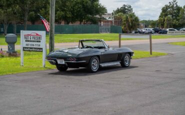 Chevrolet-Corvette-1965-2-Door-5