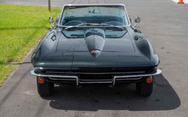 Chevrolet-Corvette-1965-2-Door-9