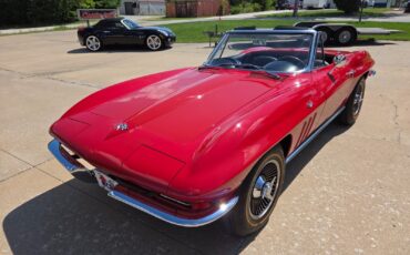 Chevrolet-Corvette-1965-Convertible-17