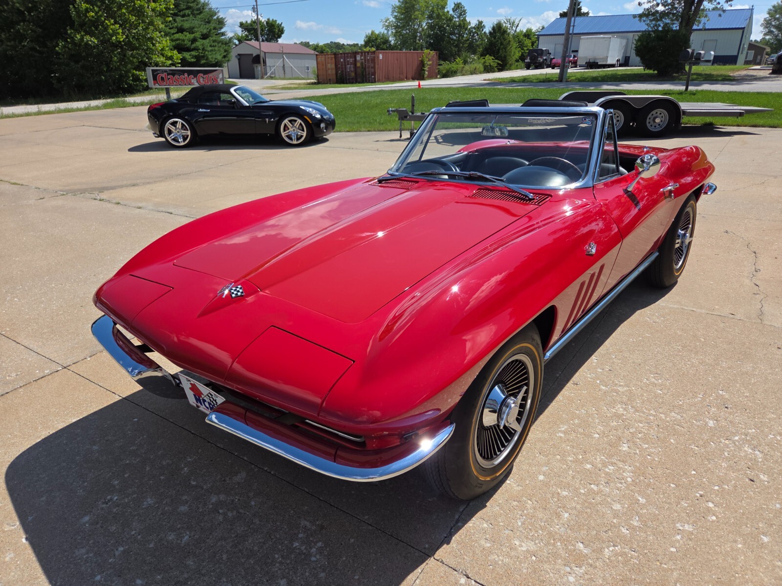 Chevrolet-Corvette-1965-Convertible-17