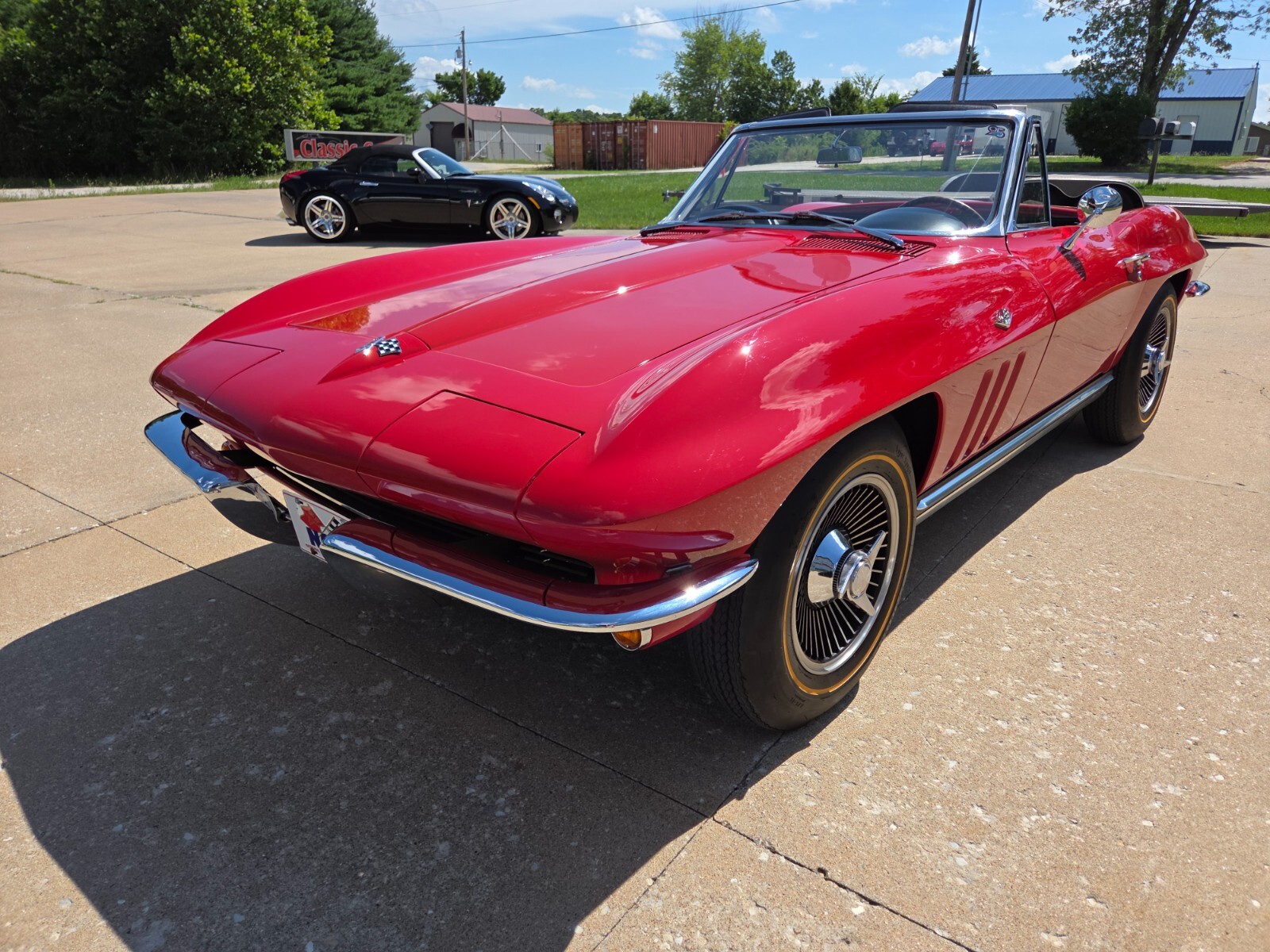 Chevrolet-Corvette-1965-Convertible-18