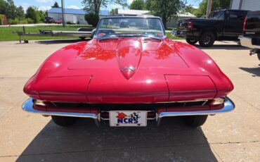 Chevrolet-Corvette-1965-Convertible-19
