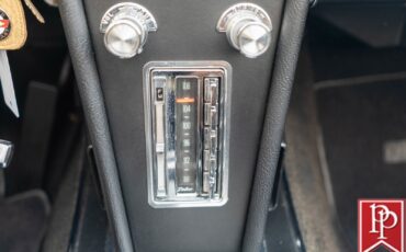 Chevrolet-Corvette-1965-Convertible-19