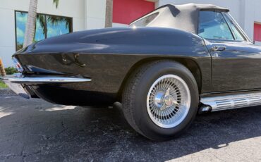 Chevrolet-Corvette-1965-Convertible-20
