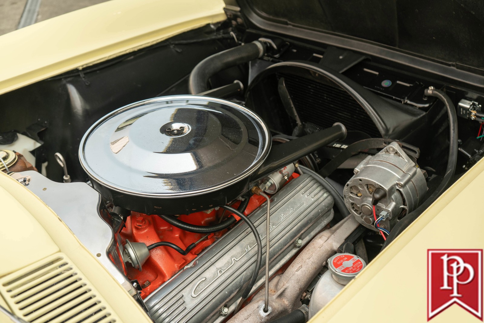 Chevrolet-Corvette-1965-Convertible-32