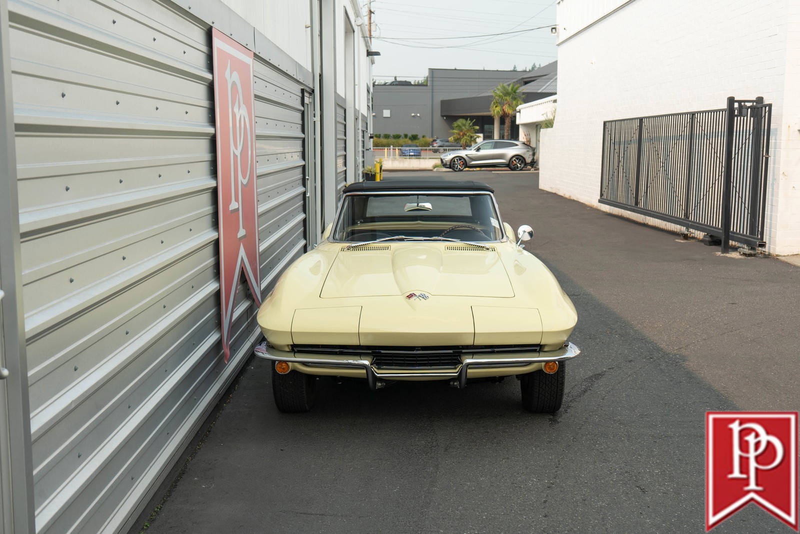 Chevrolet-Corvette-1965-Convertible-34