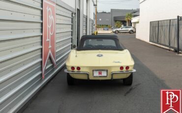 Chevrolet-Corvette-1965-Convertible-38