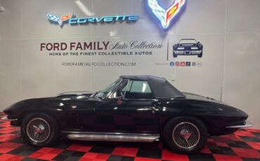 Chevrolet-Corvette-1965-Convertible