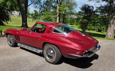 Chevrolet-Corvette-1965-Coupe-1