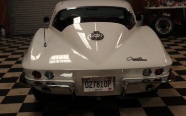 Chevrolet-Corvette-1965-Coupe-10