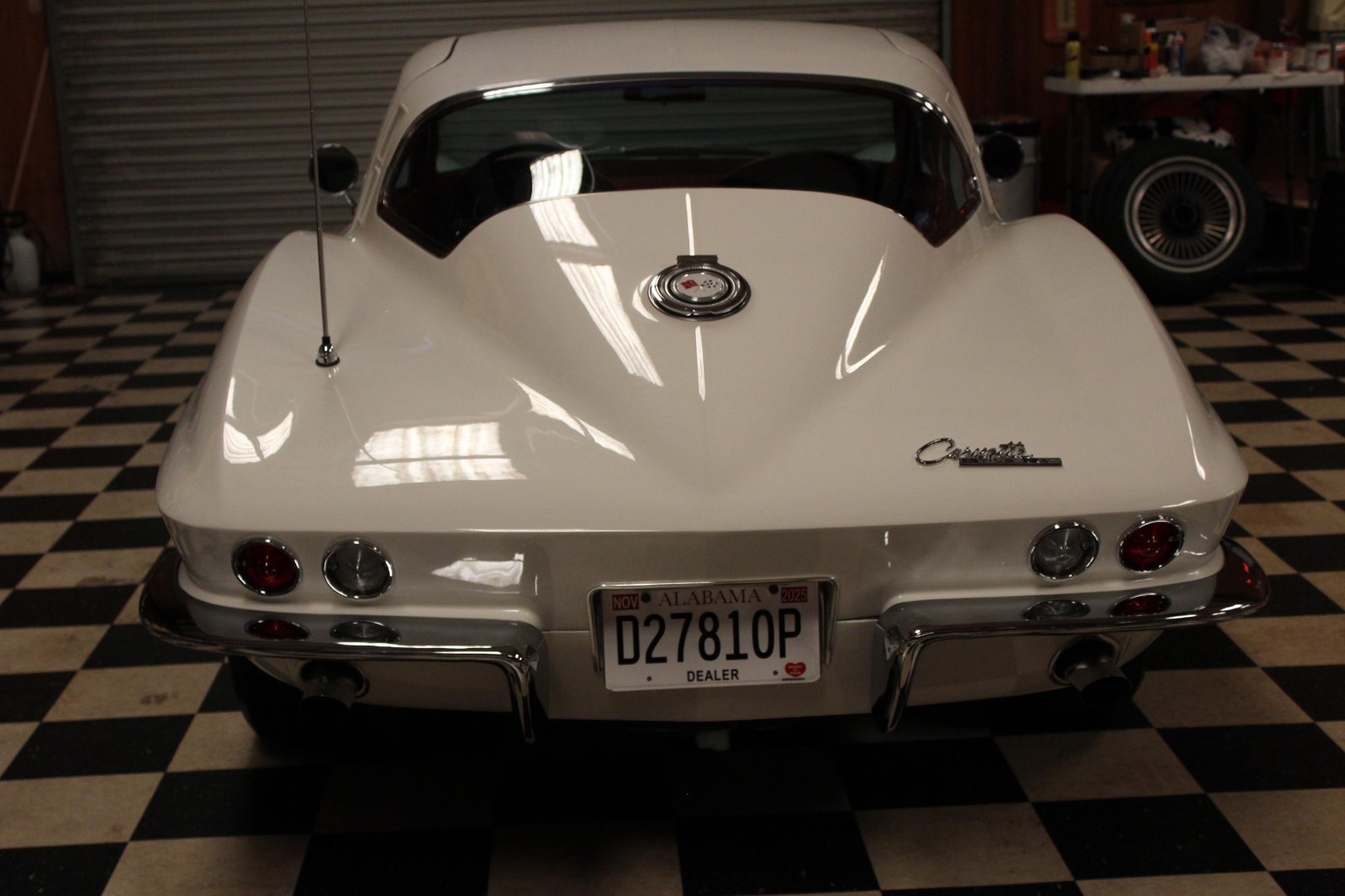Chevrolet-Corvette-1965-Coupe-10