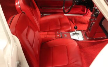 Chevrolet-Corvette-1965-Coupe-13