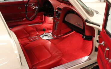 Chevrolet-Corvette-1965-Coupe-15
