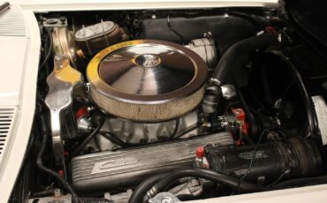 Chevrolet-Corvette-1965-Coupe-20