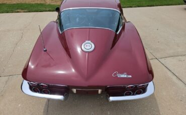 Chevrolet-Corvette-1965-Coupe-30