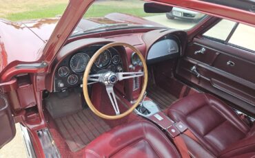 Chevrolet-Corvette-1965-Coupe-34