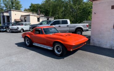Chevrolet-Corvette-1965-Coupe-4