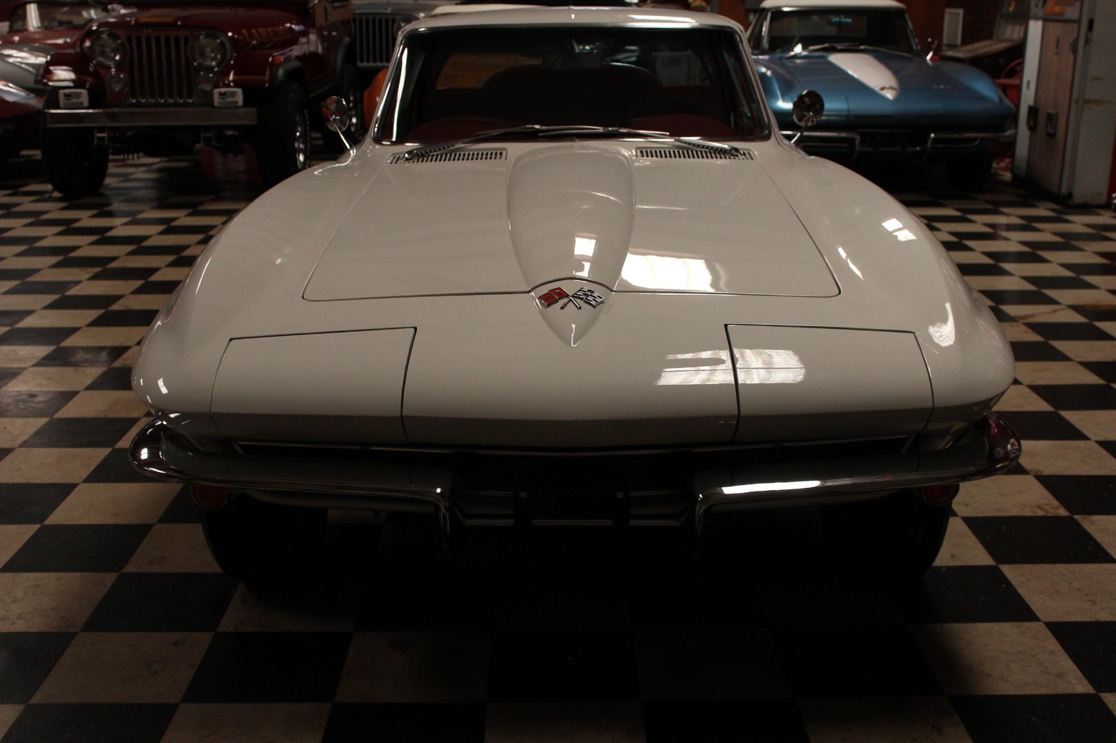 Chevrolet-Corvette-1965-Coupe-7