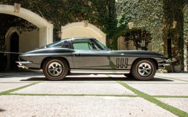 Chevrolet-Corvette-1965-Glen-Green-Saddle-5