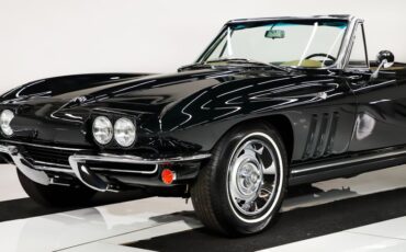 Chevrolet-Corvette-1965-Glen-Green-Tan-12