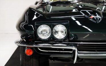Chevrolet-Corvette-1965-Glen-Green-Tan-22